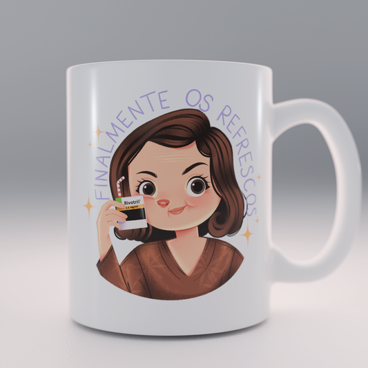 Caneca "Finalmente os Refrescos"